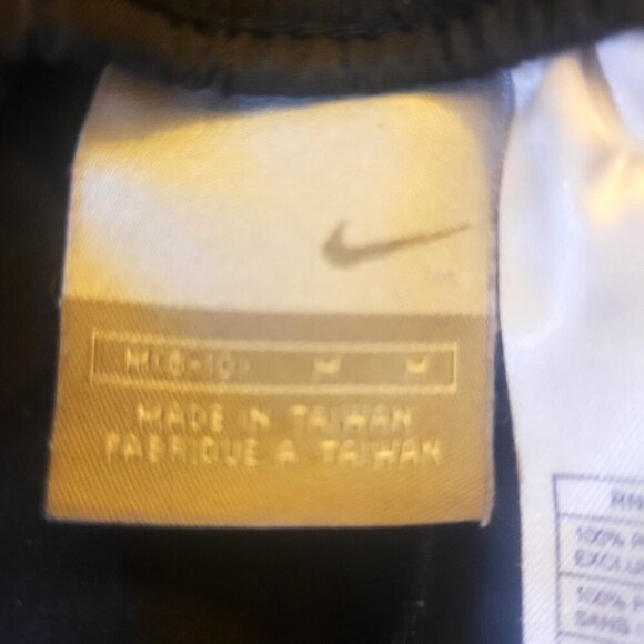 Nike Capris Length Workout Pants - Size M - Picture 4 of 8